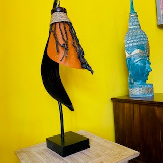 Lampe de table ethnique en bananier lume studio