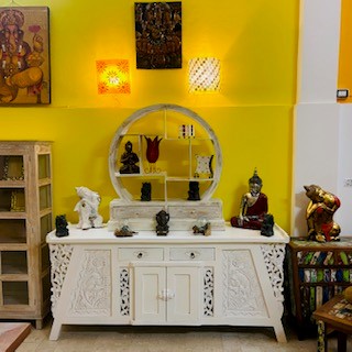Buffet ethnique de style shabby chic