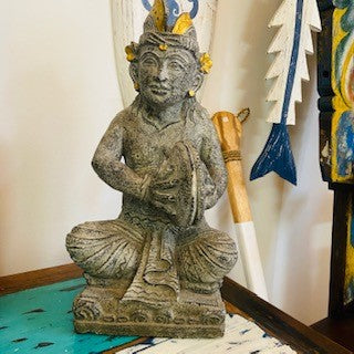 Scultura pietra statua etnica musicista orientale