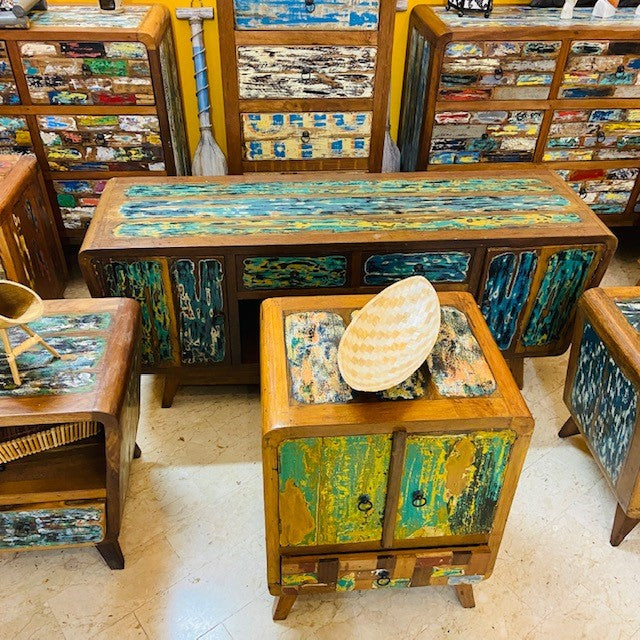 Table basse meuble TV vintage de style wabi sabi