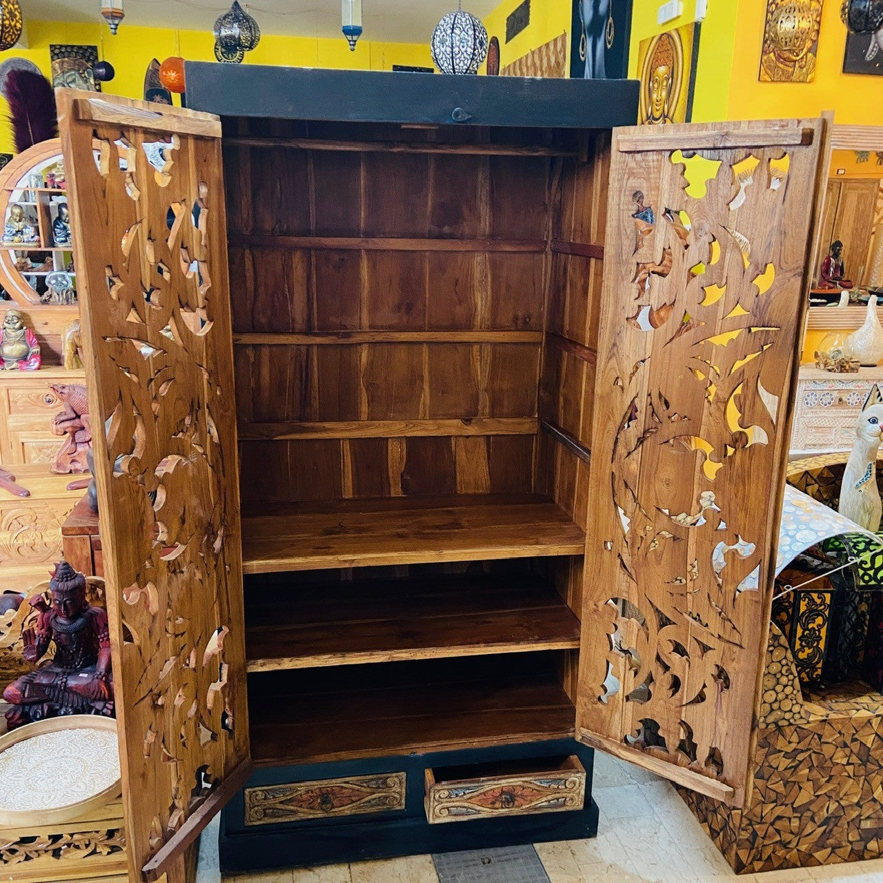 Ethnic wardrobe handcrafted baroque furniture in teak
