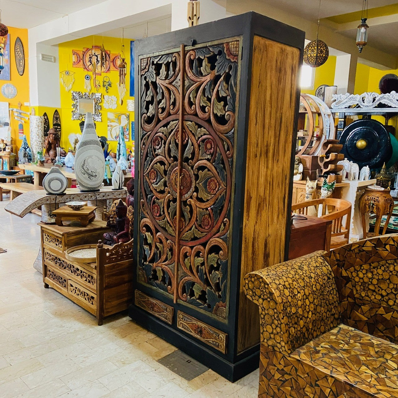 Ethnic wardrobe handcrafted baroque furniture in teak