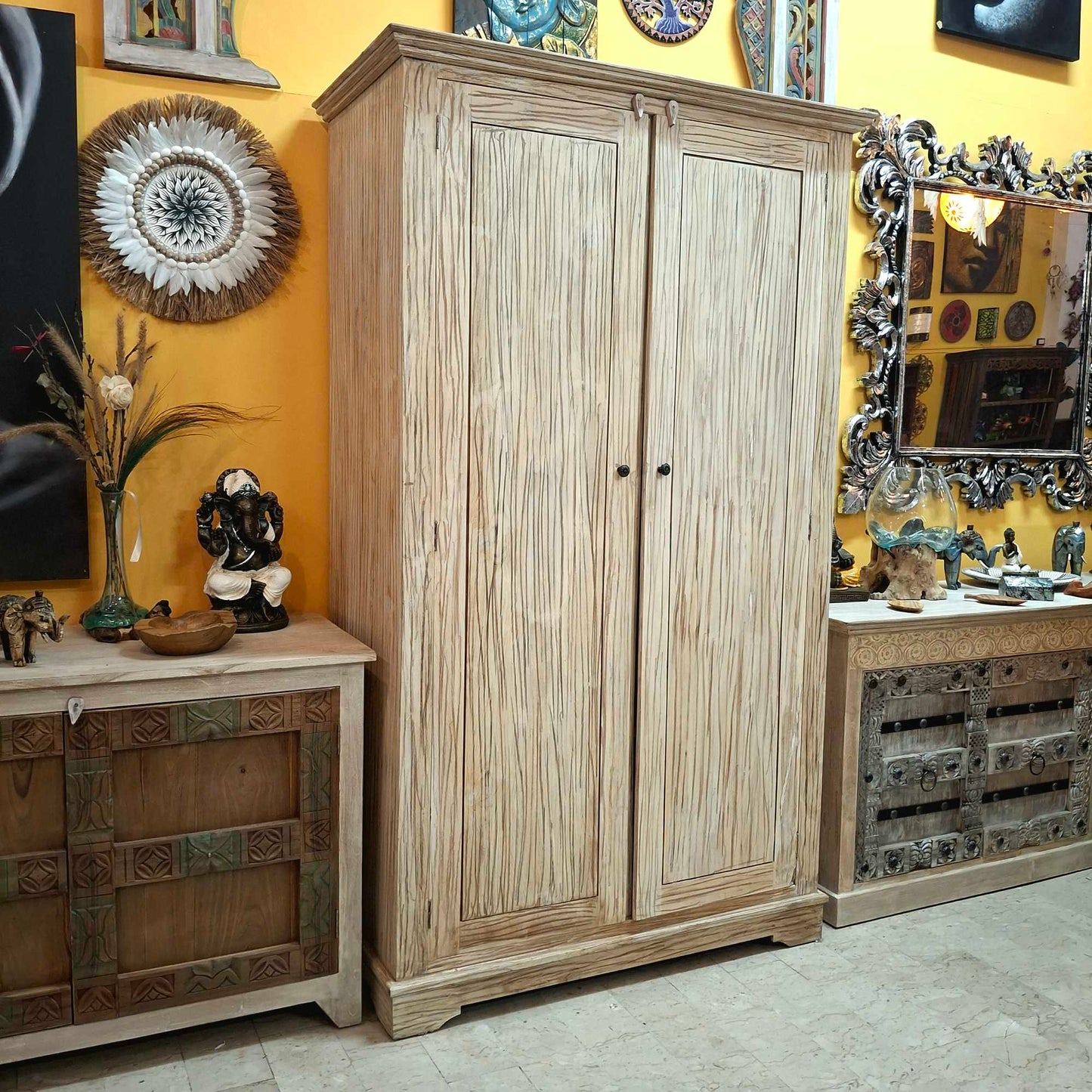 Armadio etnico in teak shabby chic arte povera