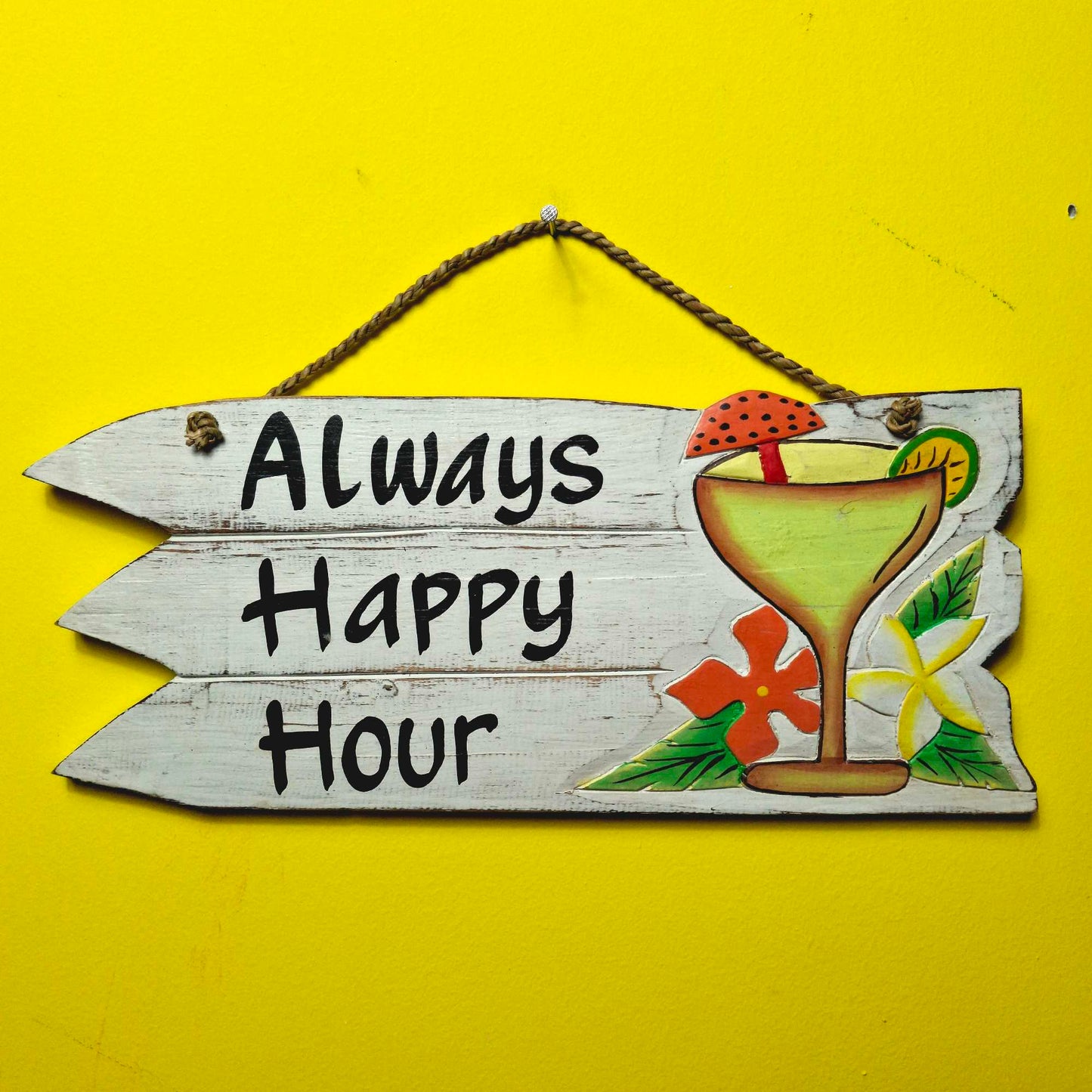 Cartello forma di freccia Happy Hour bar in legno