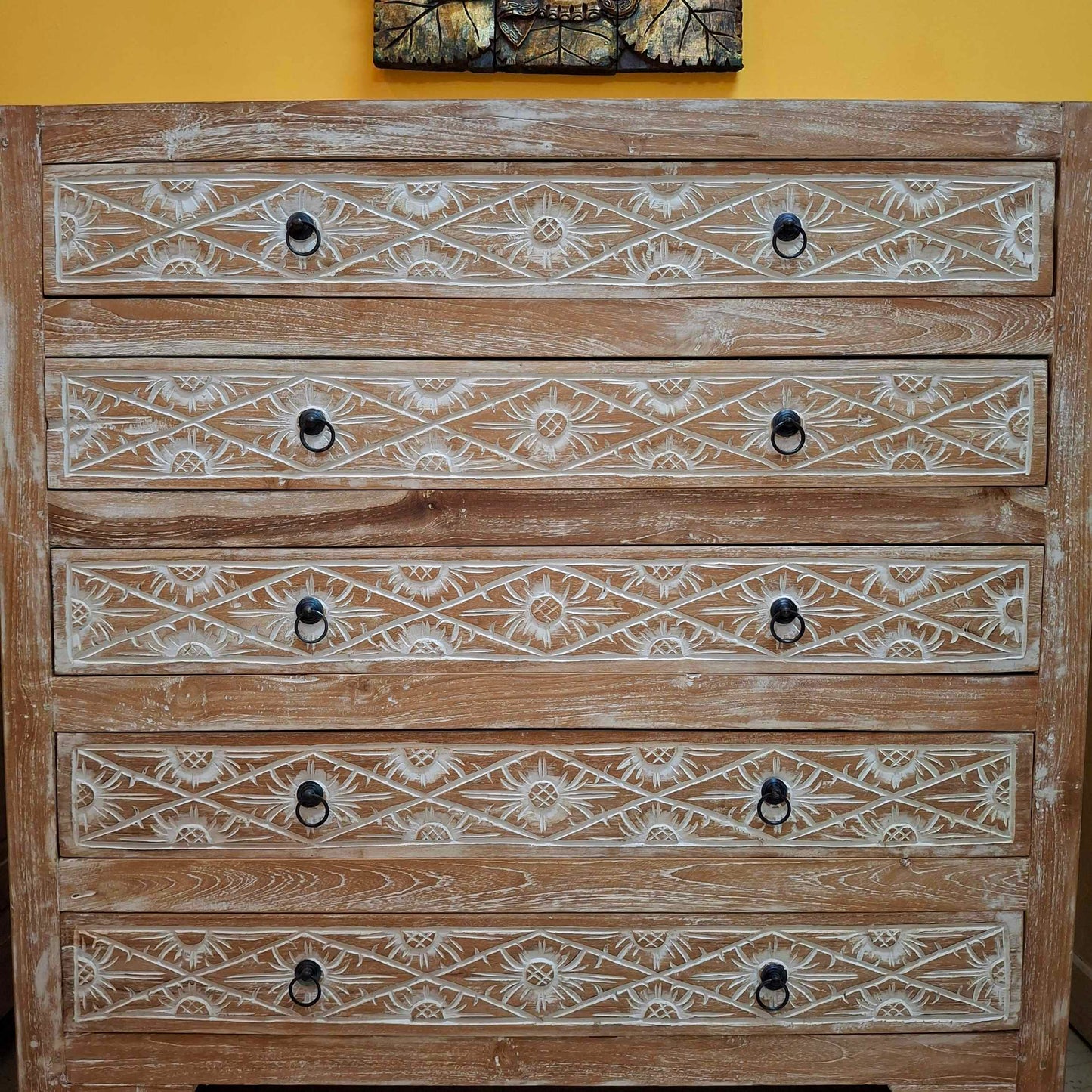 Cassettiera etnica in teak stile shabby chic