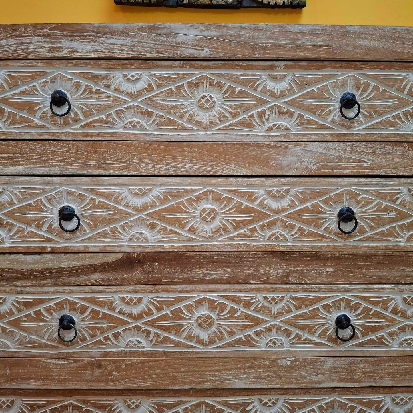 Cassettiera etnica in teak stile shabby chic