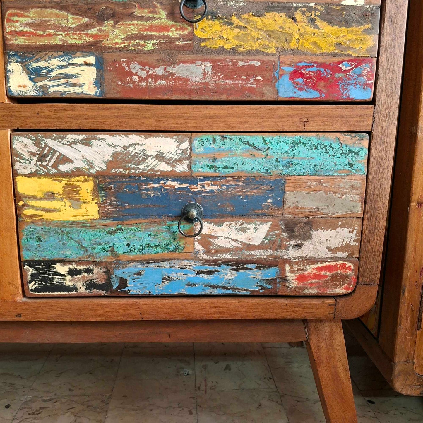 Cassettiera etnica modello scatolato in legno teak