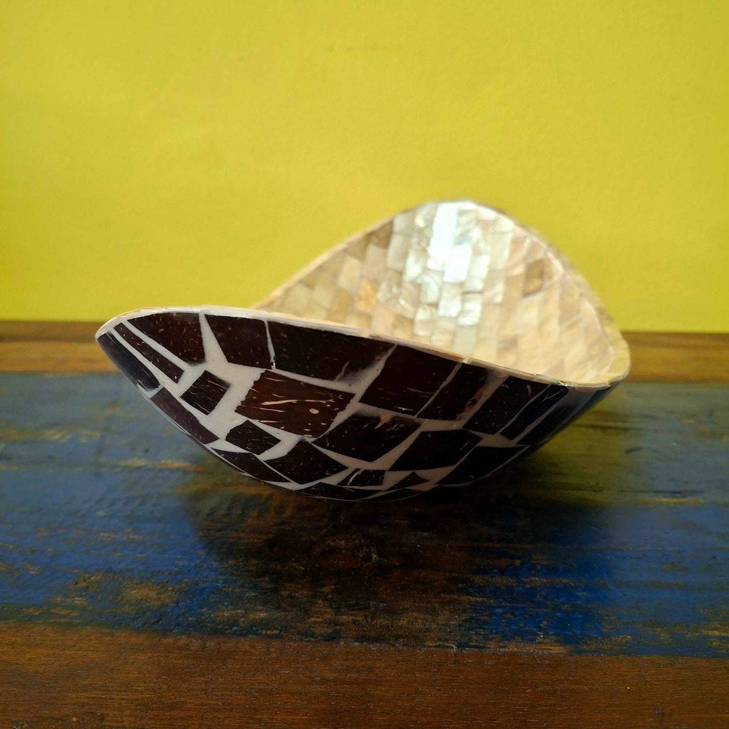 Decorative gold mother of pearl table centerpiece