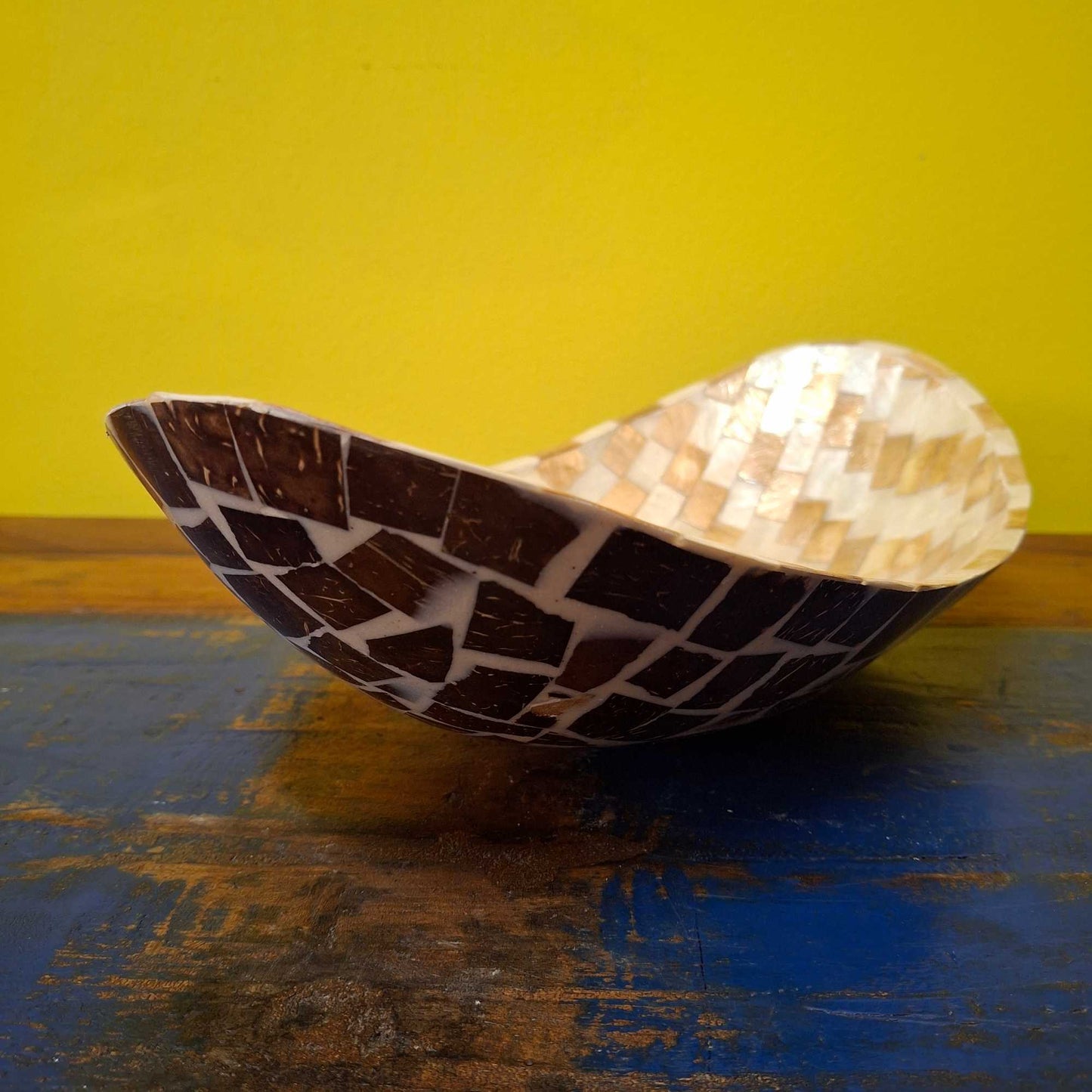Mother of pearl mosaic table centerpiece