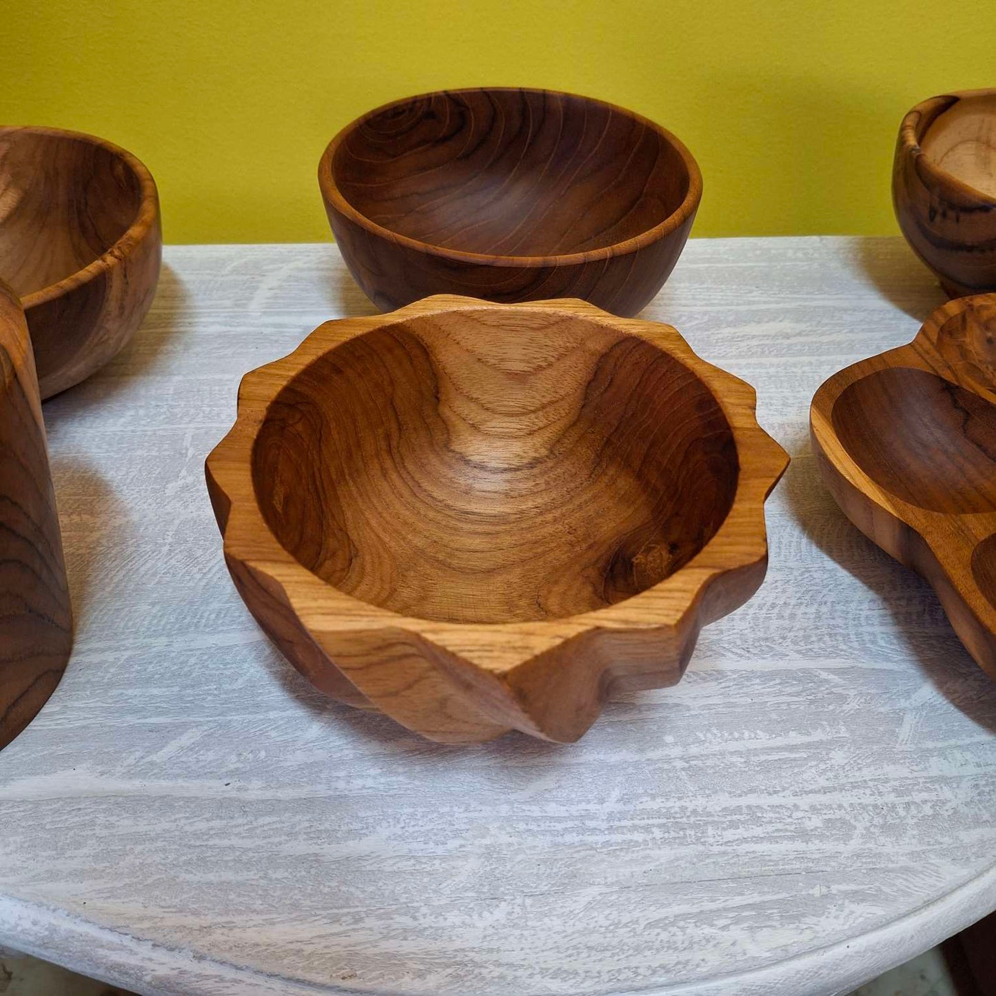 Wooden spiral fruit bowl