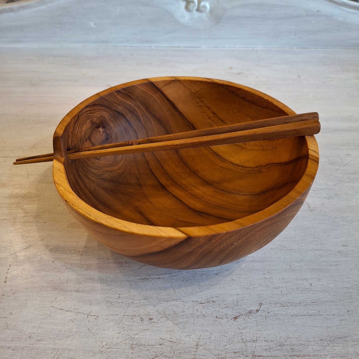 Ciotola in legno teak con bacchette cinesi