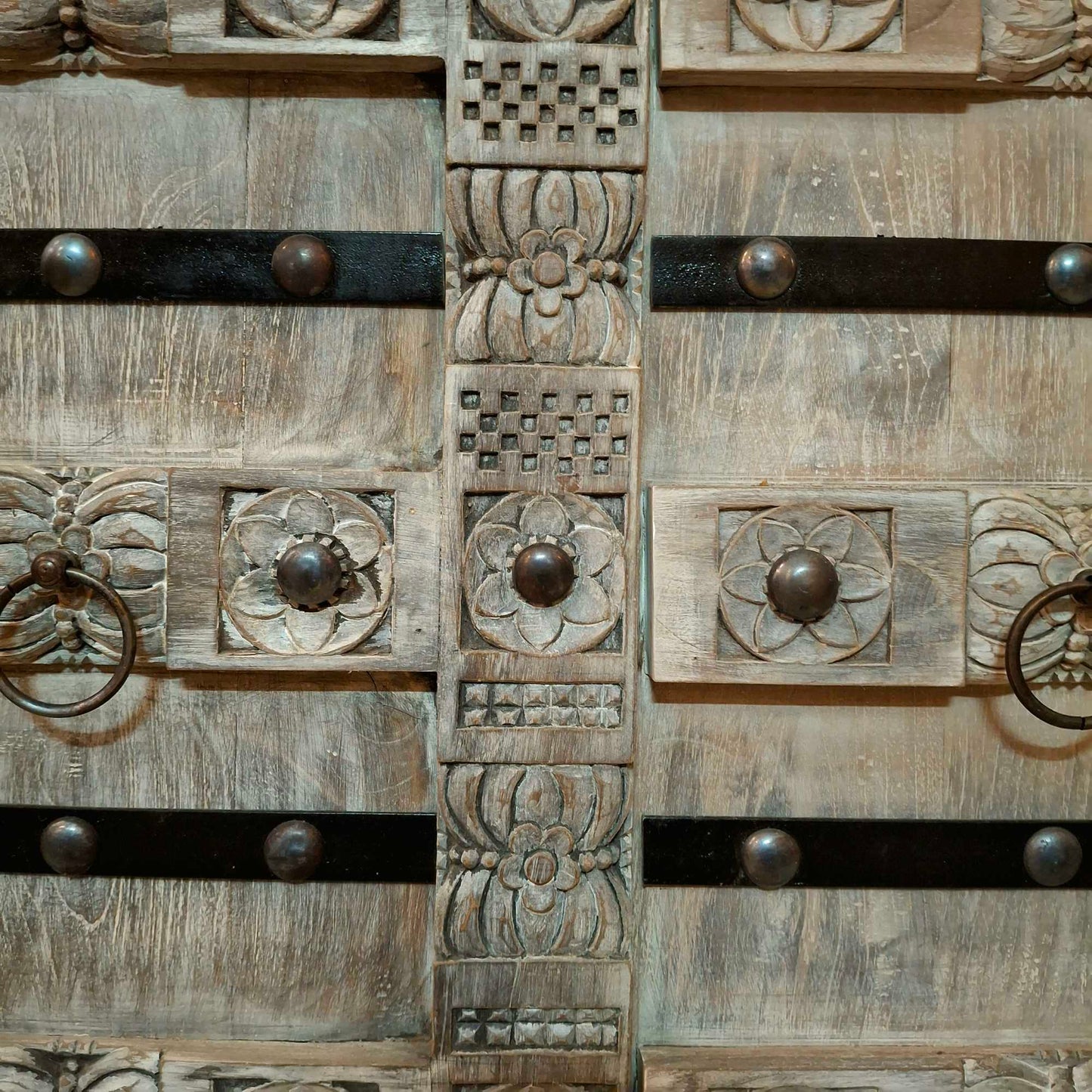Credenza etnica intagliata legno teak mobile rustico