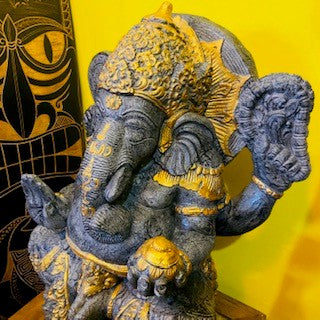 Statue de Ganesh, divinité sacrée en pierre d'éléphant