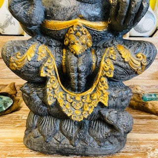 Statue de Ganesh, divinité sacrée en pierre d'éléphant