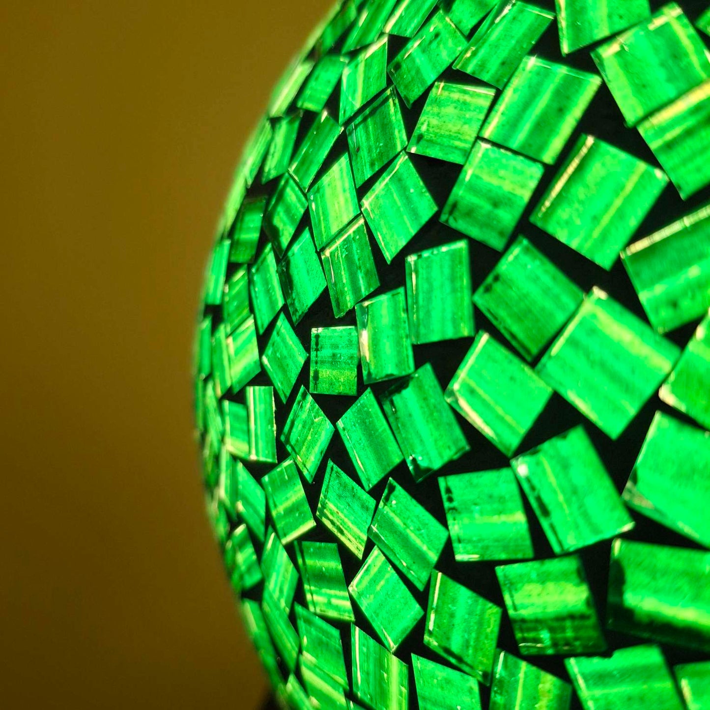 Lampada da tavolo etnica in mosaico di vetro a cigno - ETNICBAY