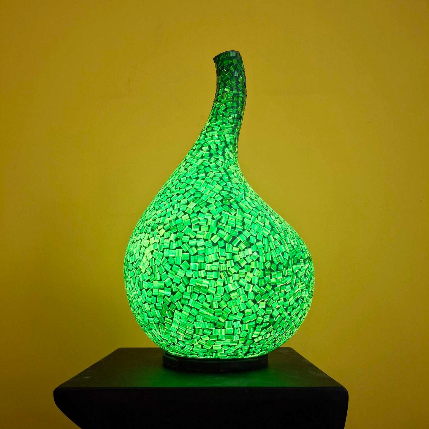 Lampada da tavolo etnica in mosaico di vetro a cigno - ETNICBAY