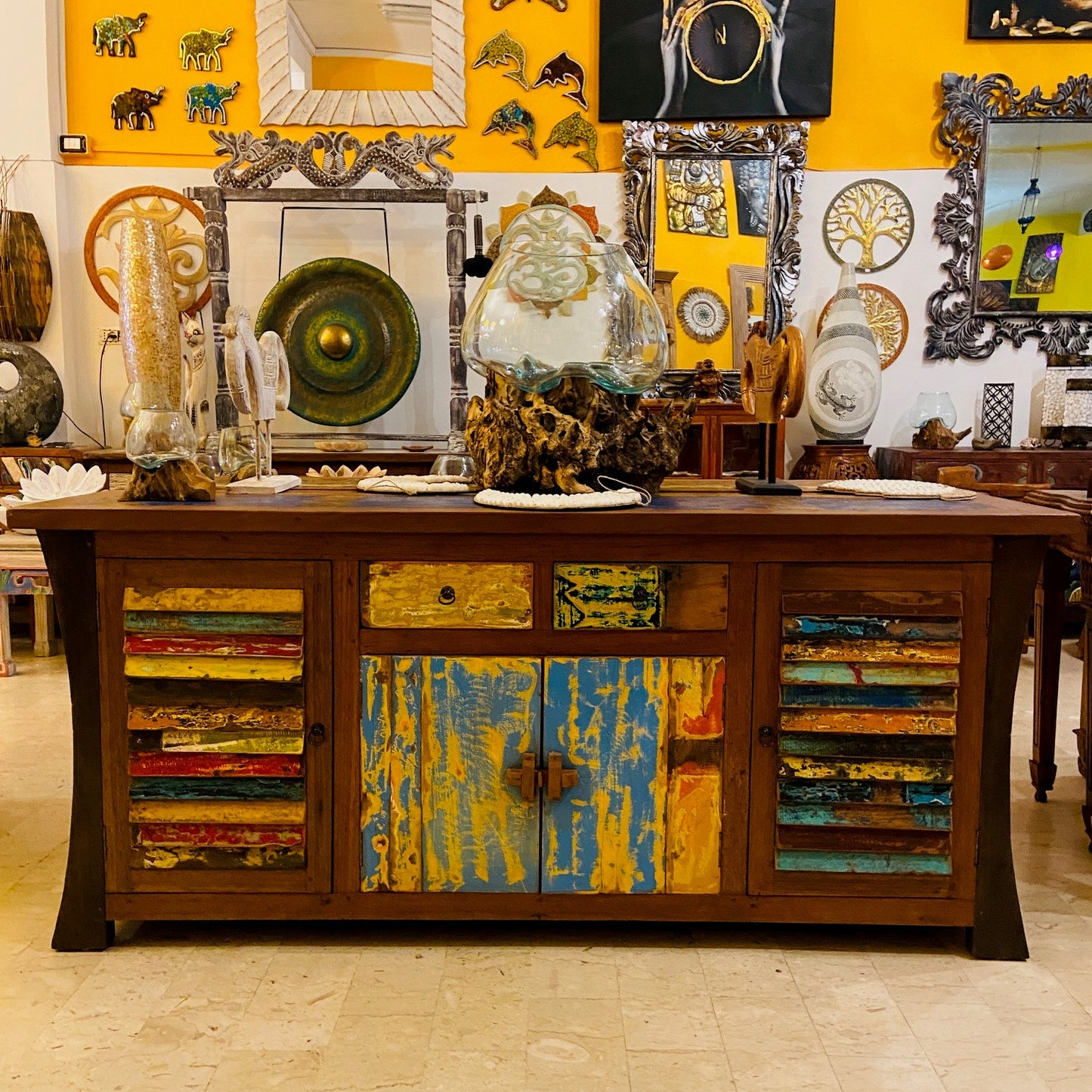 Meubles ethniques buffet meuble TV en teck buffet armoire