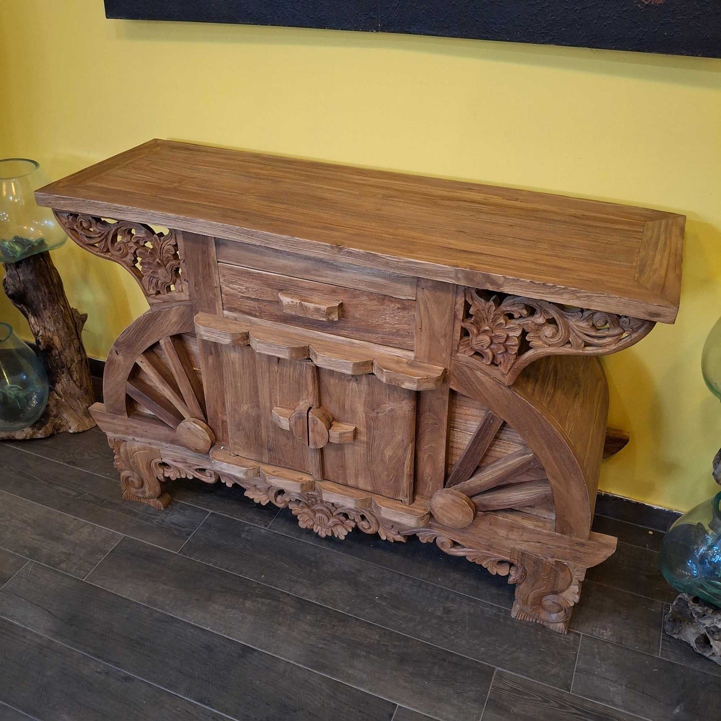 Mobile buffet rustico in legno teak intagliato