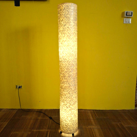 Piantana in ferro battuto e mosaico di madre perla bianca