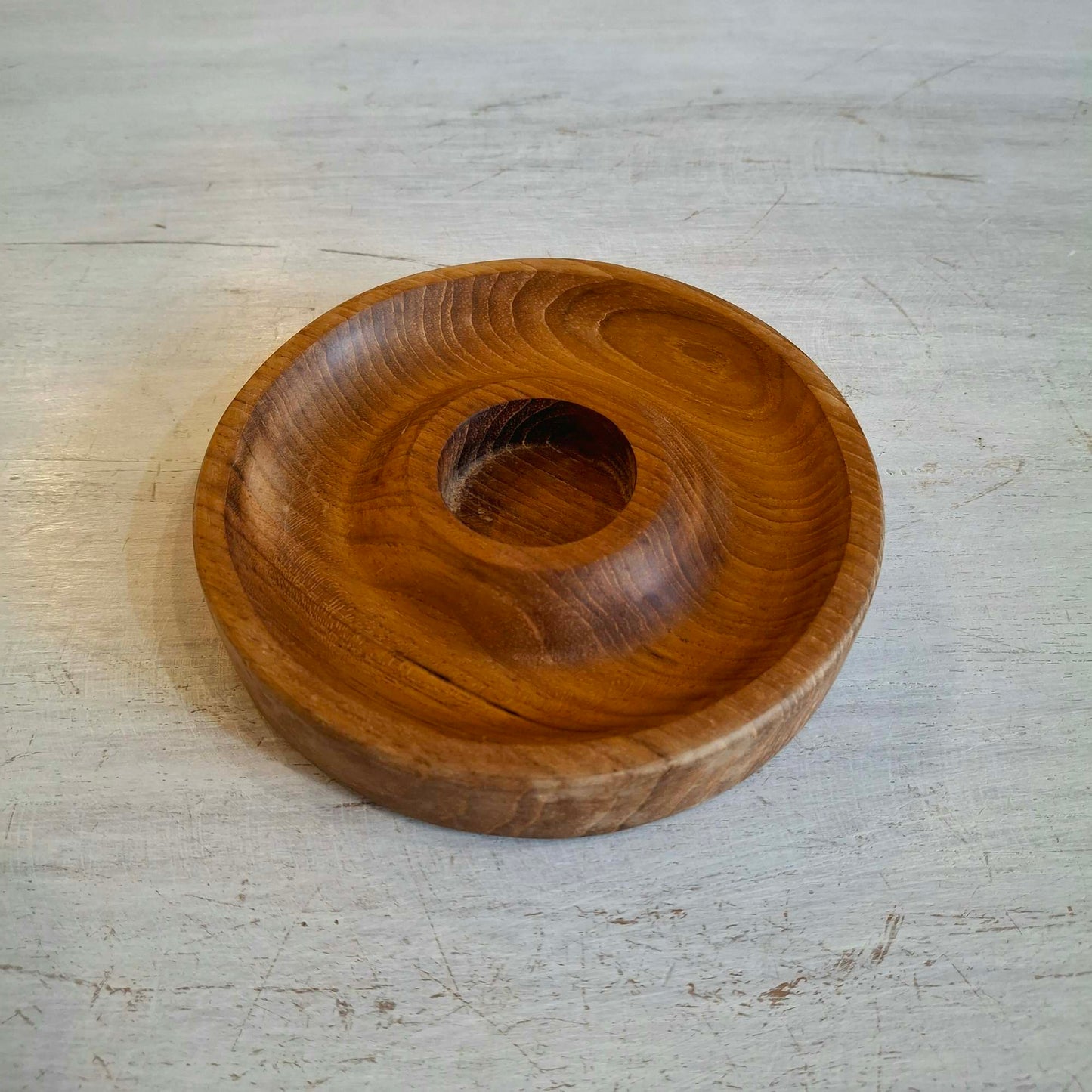 Porta uovo in legno teak naturale