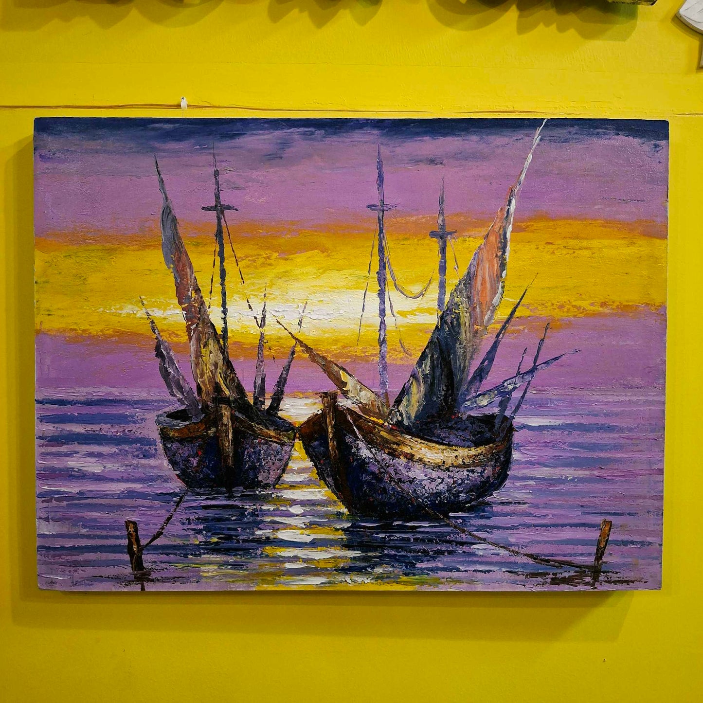 Quadro etnico artigianale barche a vela paesaggio al tramonto