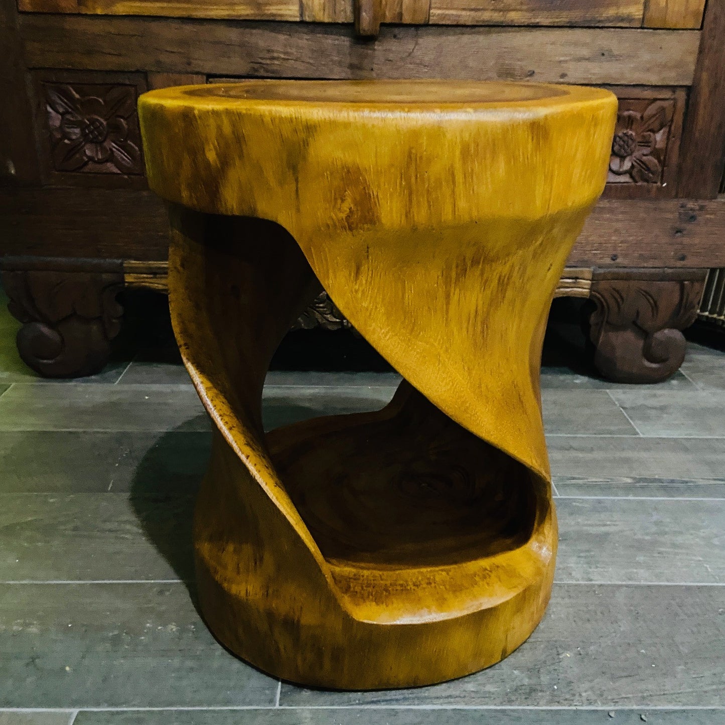 Comodino Etnico Legno Suar Massello Sgabello Spirale Tavolino Rotondo