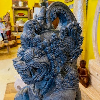Statue de Barong Anoman en pierre, divinité fabriquée à la main