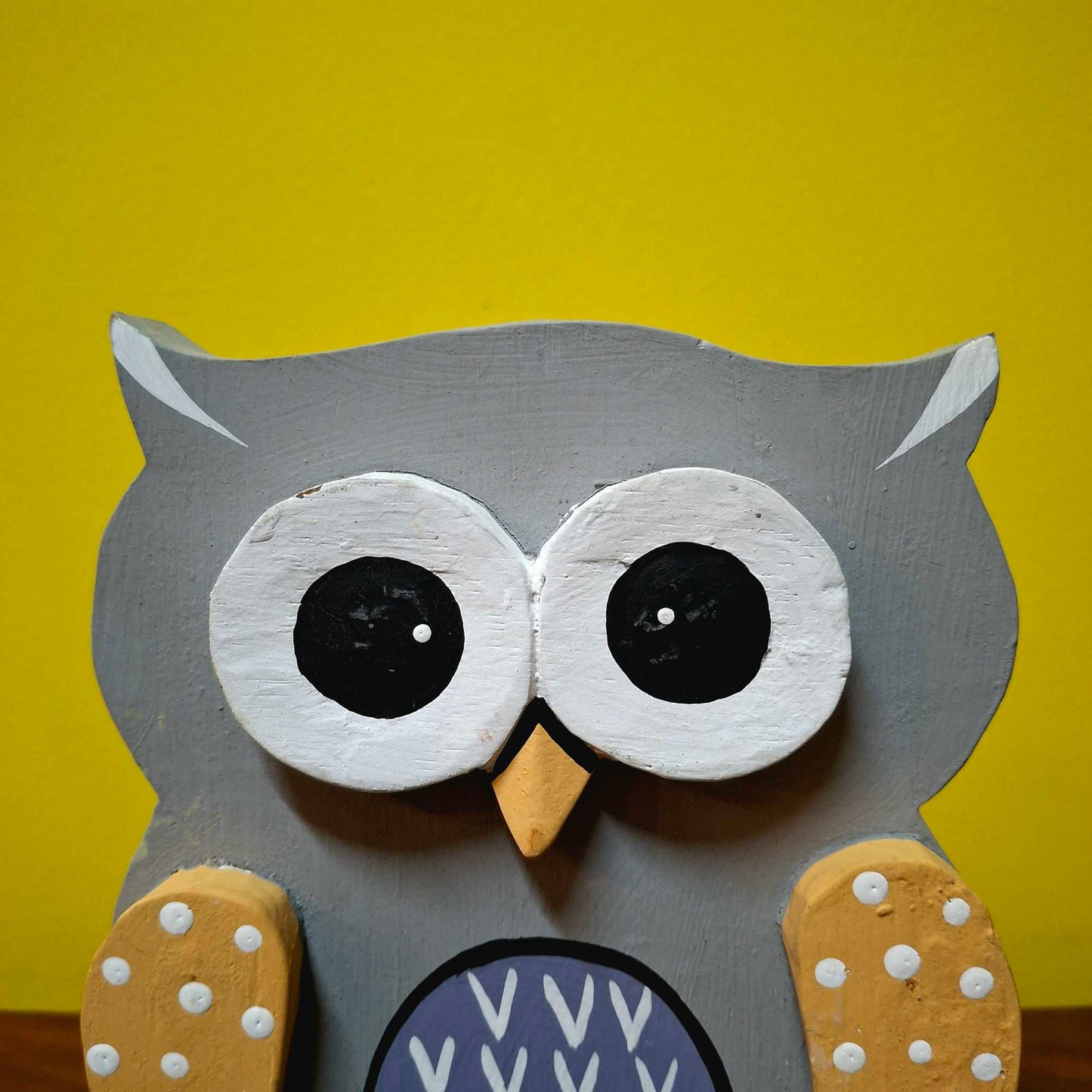 Wooden owl ornament figurine