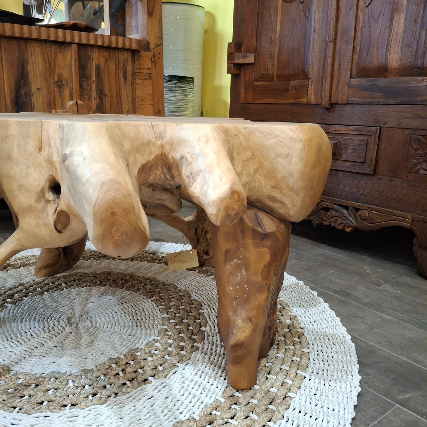 Tavolino etnico da salotto in radice di teak per interno ed esterno
