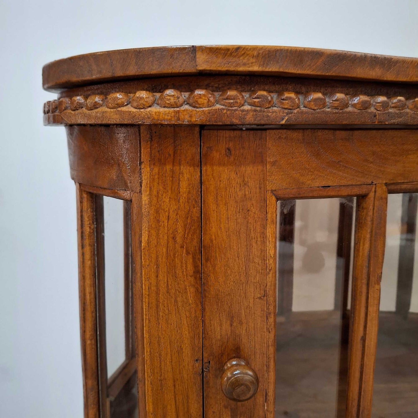 Vitrine vintage, meuble bar, porte-liqueur