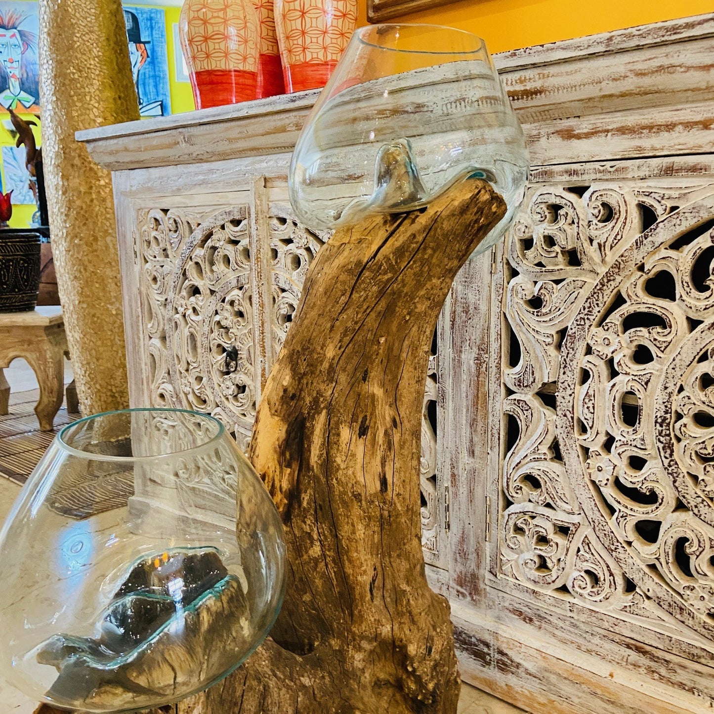 Ethnic vase, aquarium, root and glass