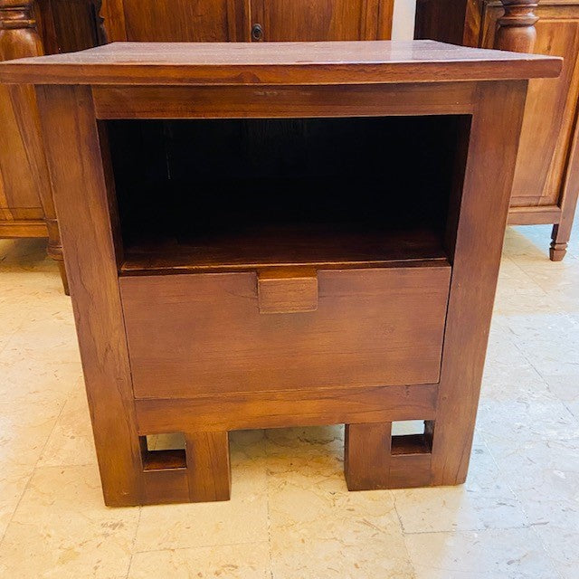 Table de chevet ethnique minimaliste en bois de teck massif