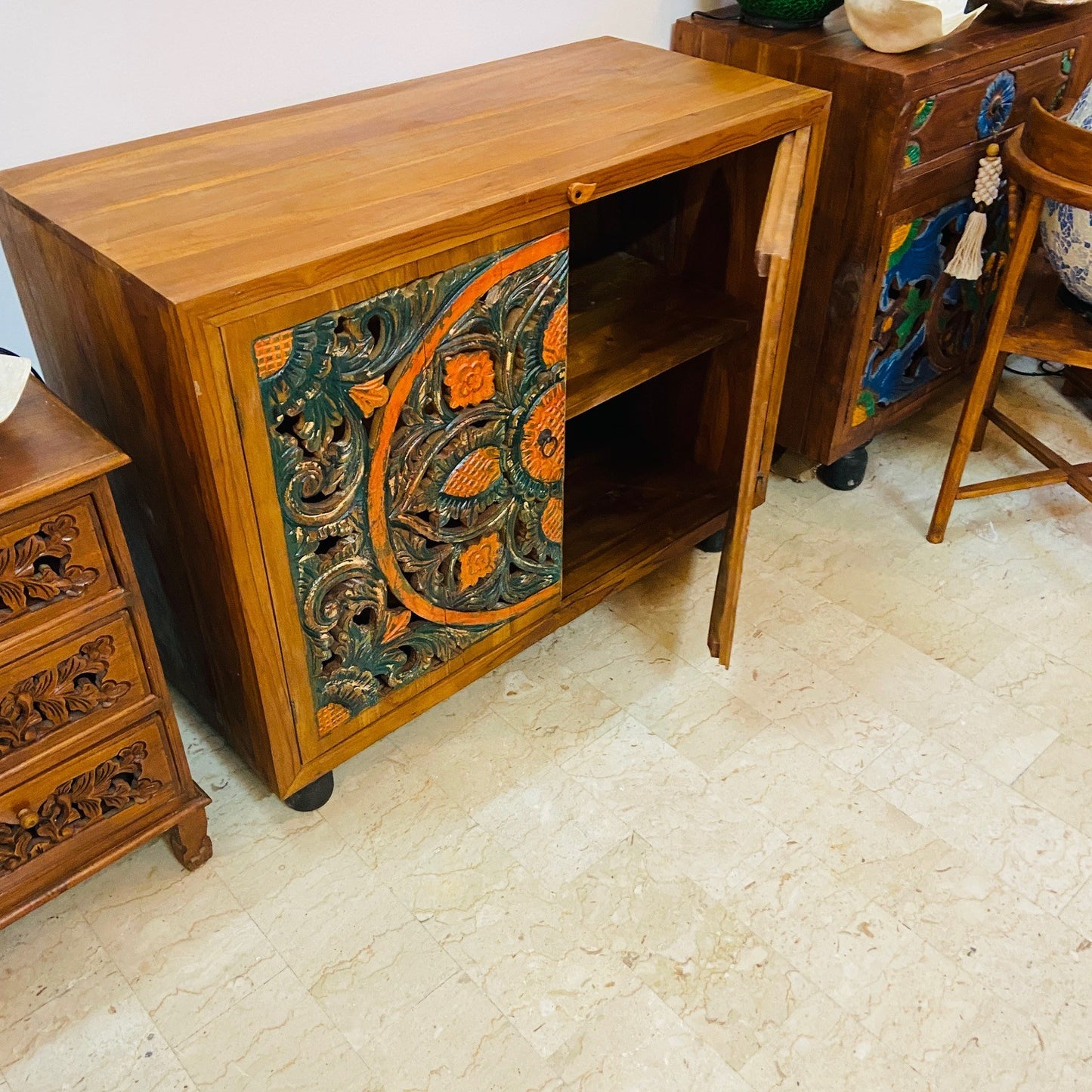 Buffet sculpté ethnique meuble TV buffet