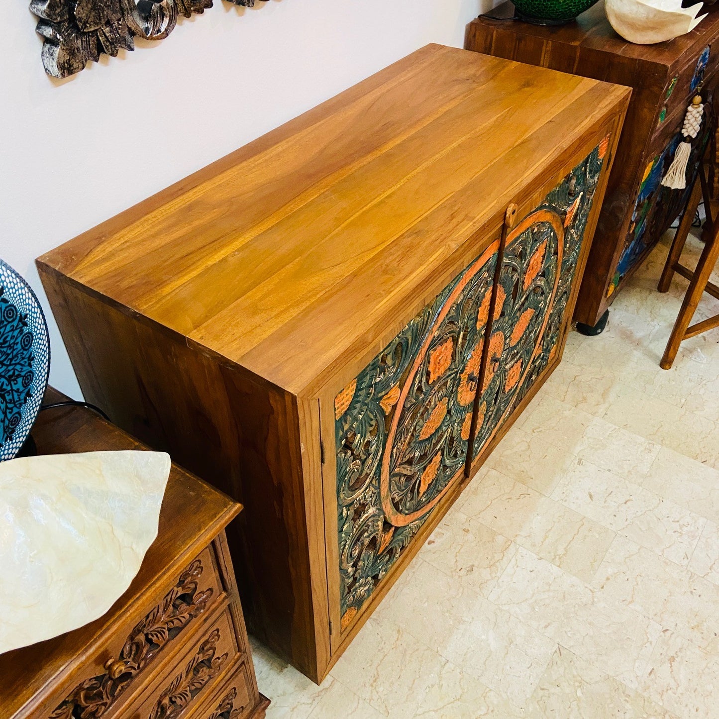 Buffet sculpté ethnique meuble TV buffet