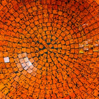Centre de table en mosaïque de terre cuite, poches vides