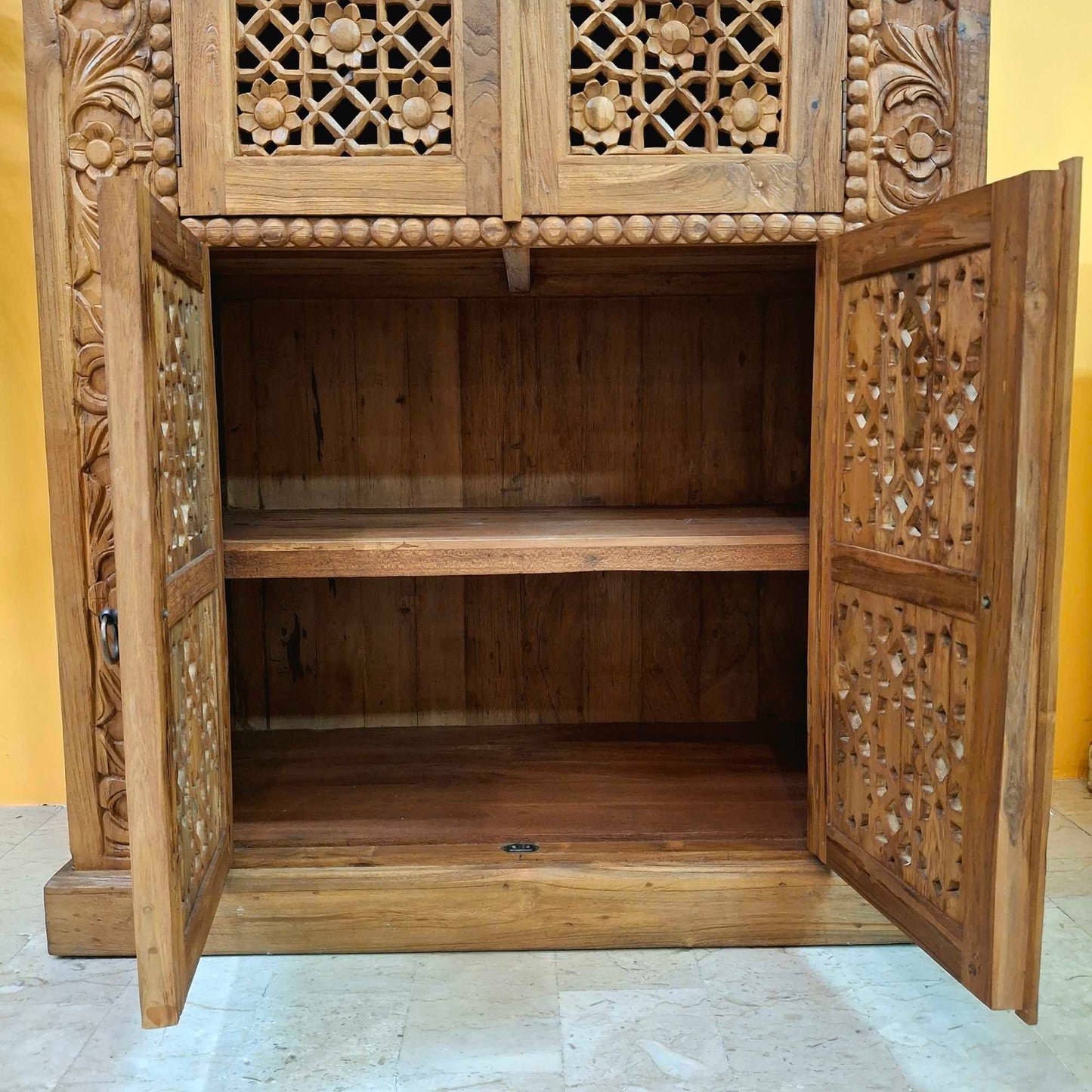 Mobile Credenza etnica in legno teak floreale