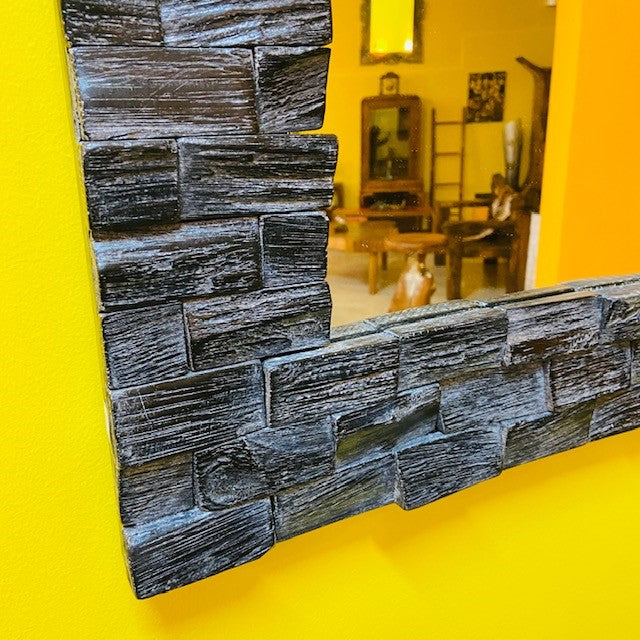 Miroir ethnique en bois avec cadre argenté minimaliste