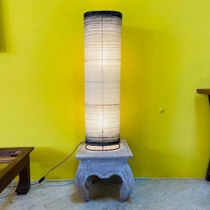 Lampada da terra ferro battuto tessuto bianco e nero