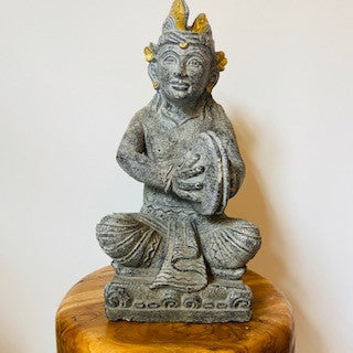 Sculpture statue en pierre ethnique musicien oriental