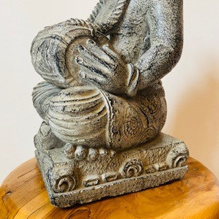 Statue orientale sculpture en pierre mobilier ethnique