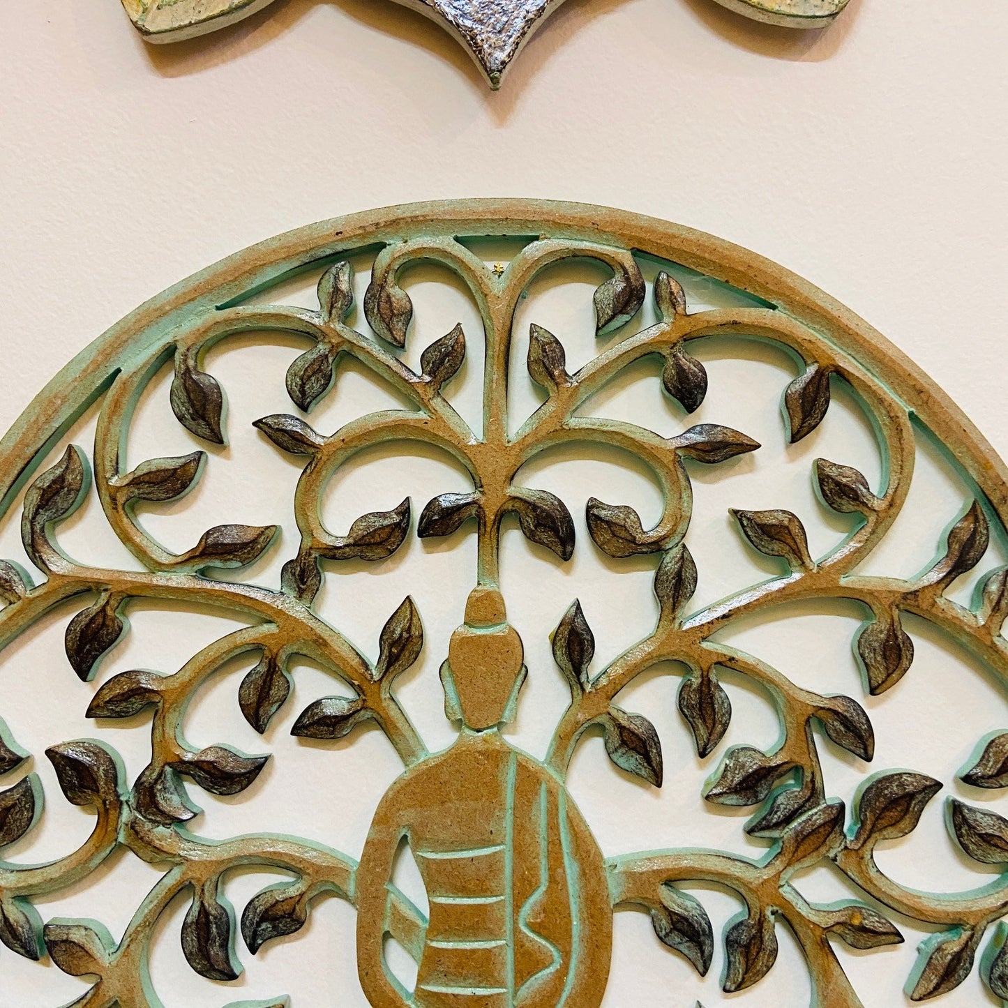 Tableau mural représentant l'arbre de vie avec Bouddha