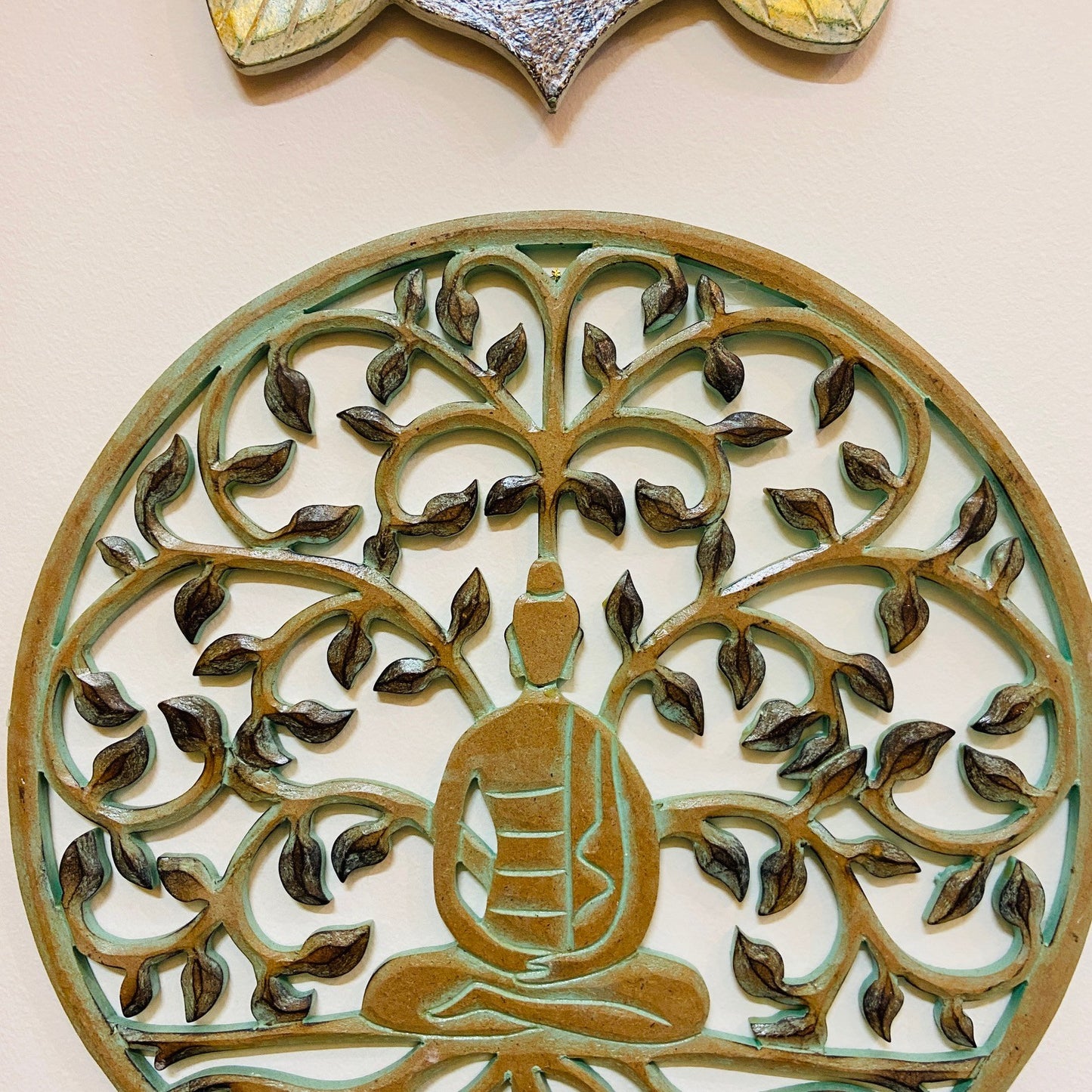 Tableau mural représentant l'arbre de vie avec Bouddha
