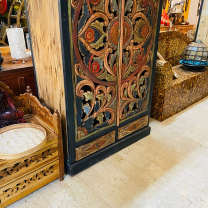 Ethnic wardrobe handcrafted baroque furniture in teak