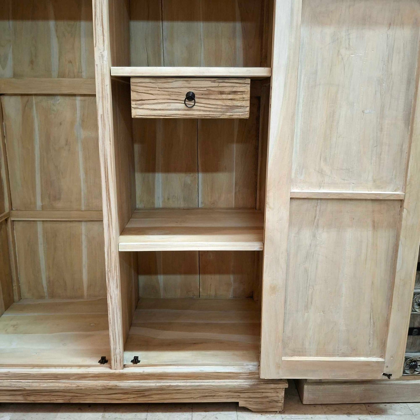 Armadio etnico in teak shabby chic arte povera