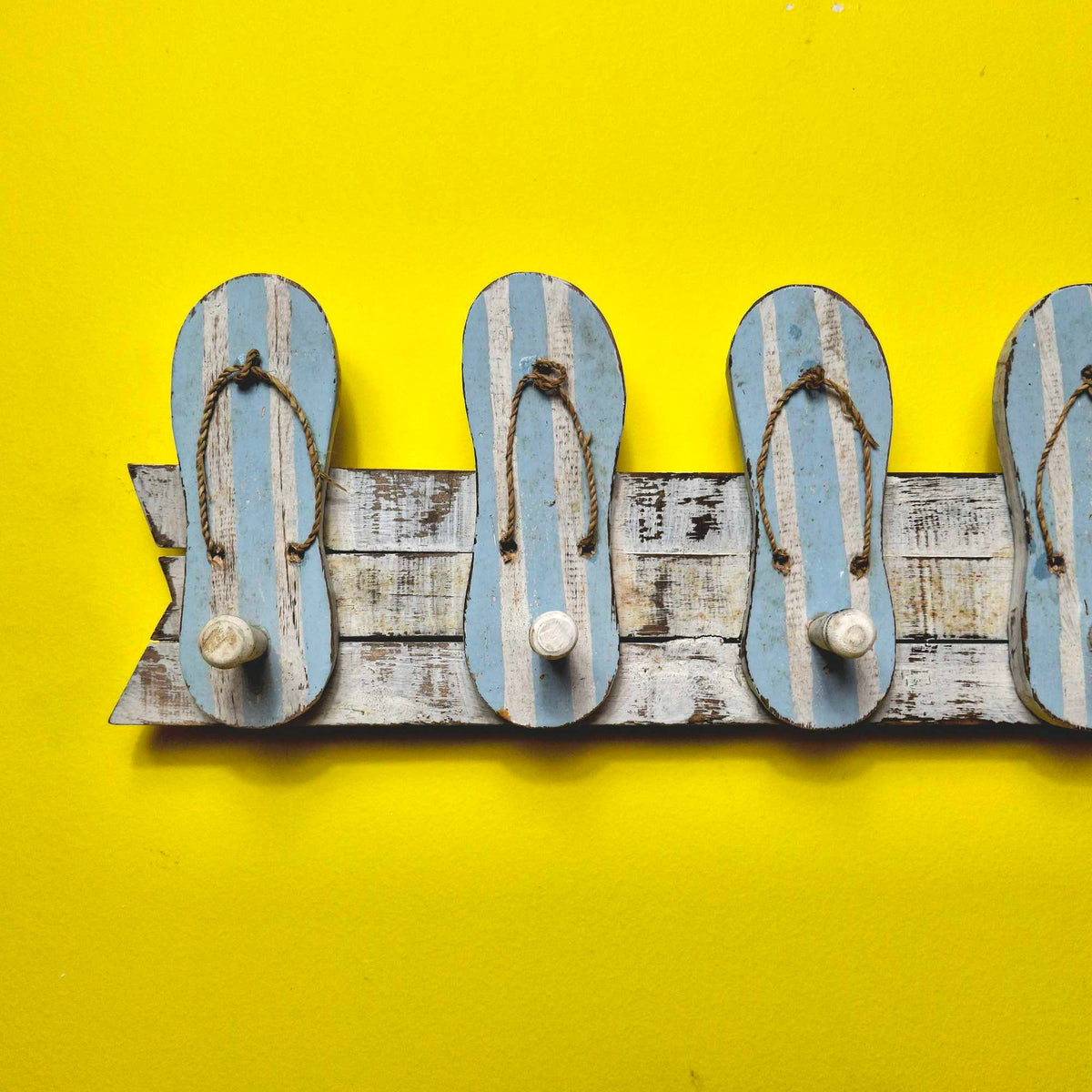 Attaccapanni in legno appendiabiti etnico