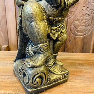Statue en pierre Barong Raksasa, divinité hindoue gardienne