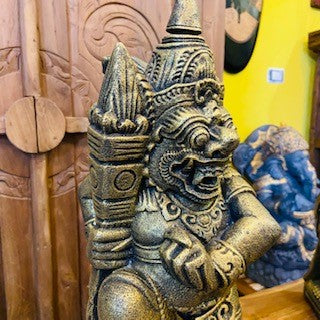 Statue en pierre Barong Raksasa, divinité hindoue gardienne