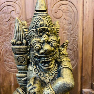 Statue en pierre Barong Raksasa, divinité hindoue gardienne