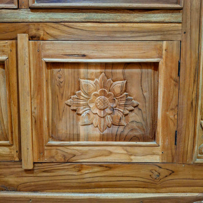 Buffet de style colonial en bois de teck