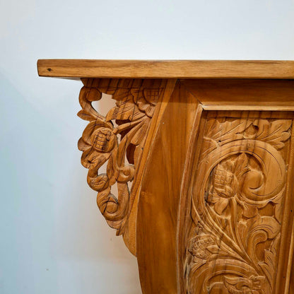 Buffet de style colonial en bois de teck